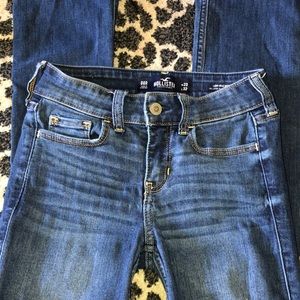 Hollister Low-Rise Boot